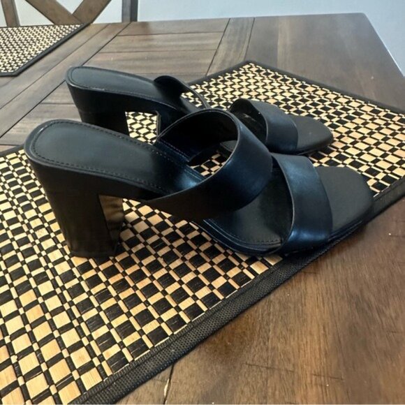 Michael Kors Glenda Black Leather Block Heel Slide Sandals Size 8 - Picture 4 of 12